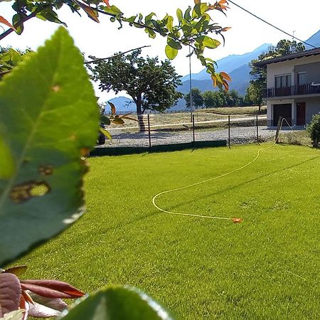 Vue Du Chateau Villa Fenis Exterior foto